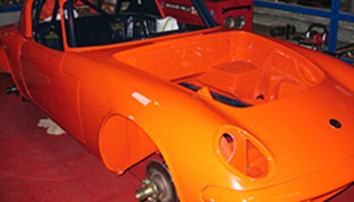 AES Motorsport - Lotus body